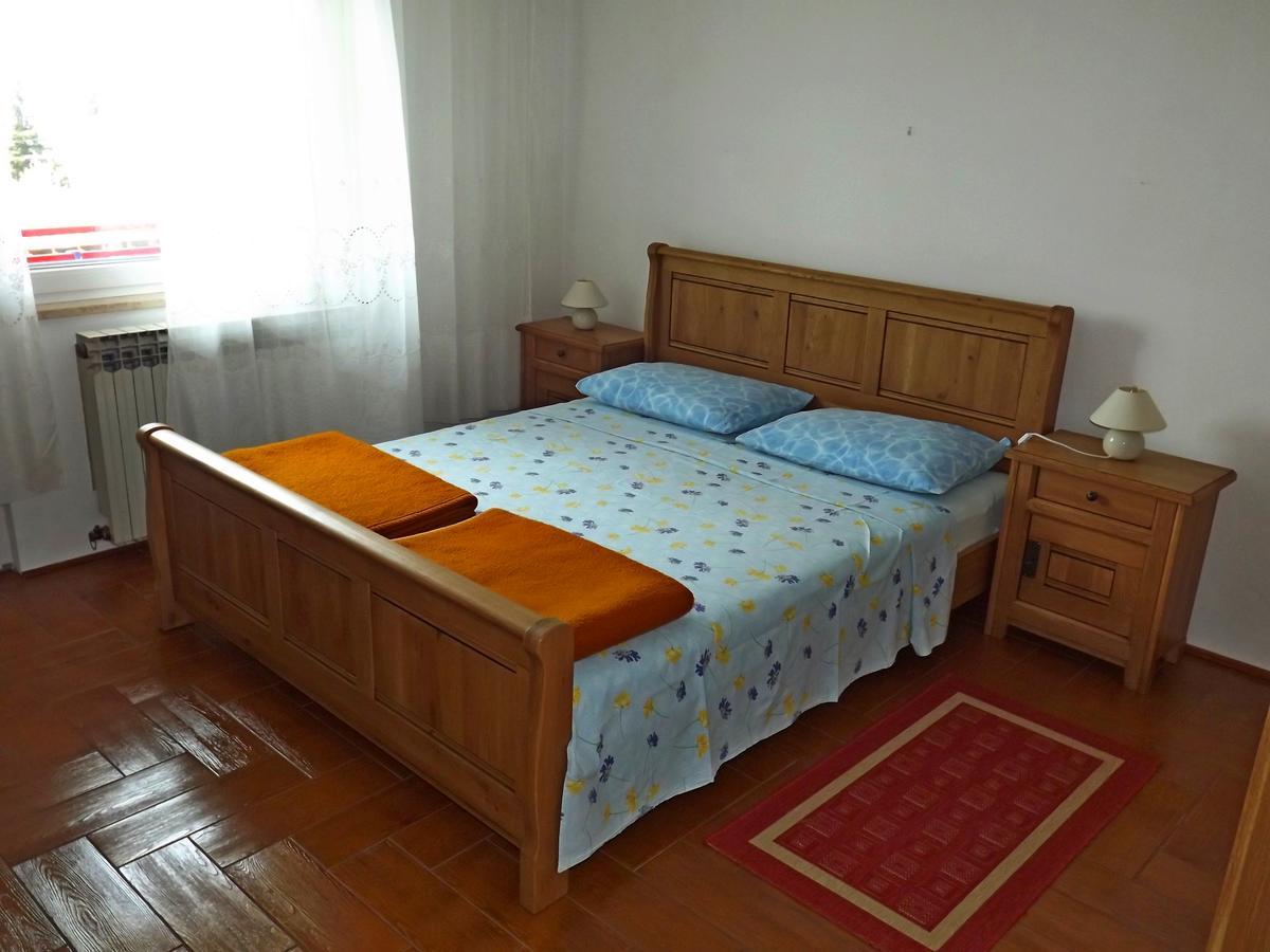 Apartments Maricic 200 Meters From The Beach نوفي فينودولسكي المظهر الخارجي الصورة