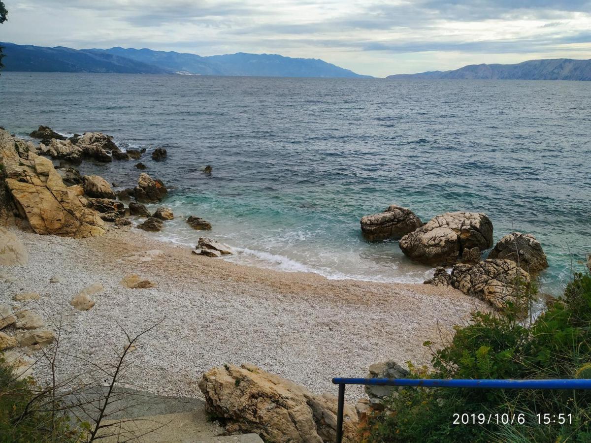 Apartments Maricic 200 Meters From The Beach نوفي فينودولسكي المظهر الخارجي الصورة